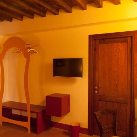 Palazzo Benucci Bed and Breakfast San Gimignano Exteriör bild